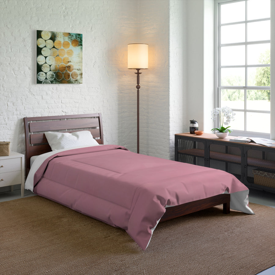Cozy Blush Pink Comforter for a Serene Bedroom Retreat